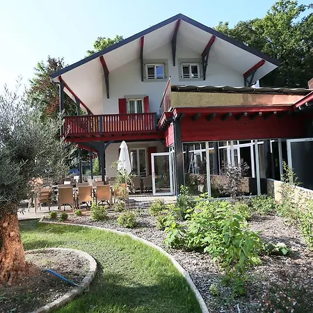 Chez Maman Hotel